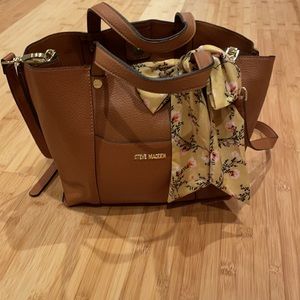 Steve Madden Purse with yellow tie
